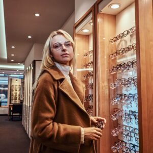 عدسات طبية عالية الجودة